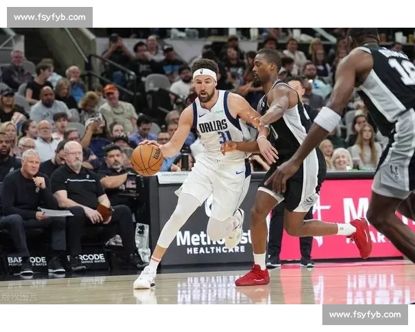 克莱 2700 记三分登历史前五！852 场铸就无球传奇