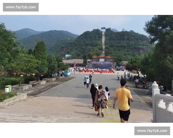 石长城下燃烽火！首届 “军超” 平谷开赛